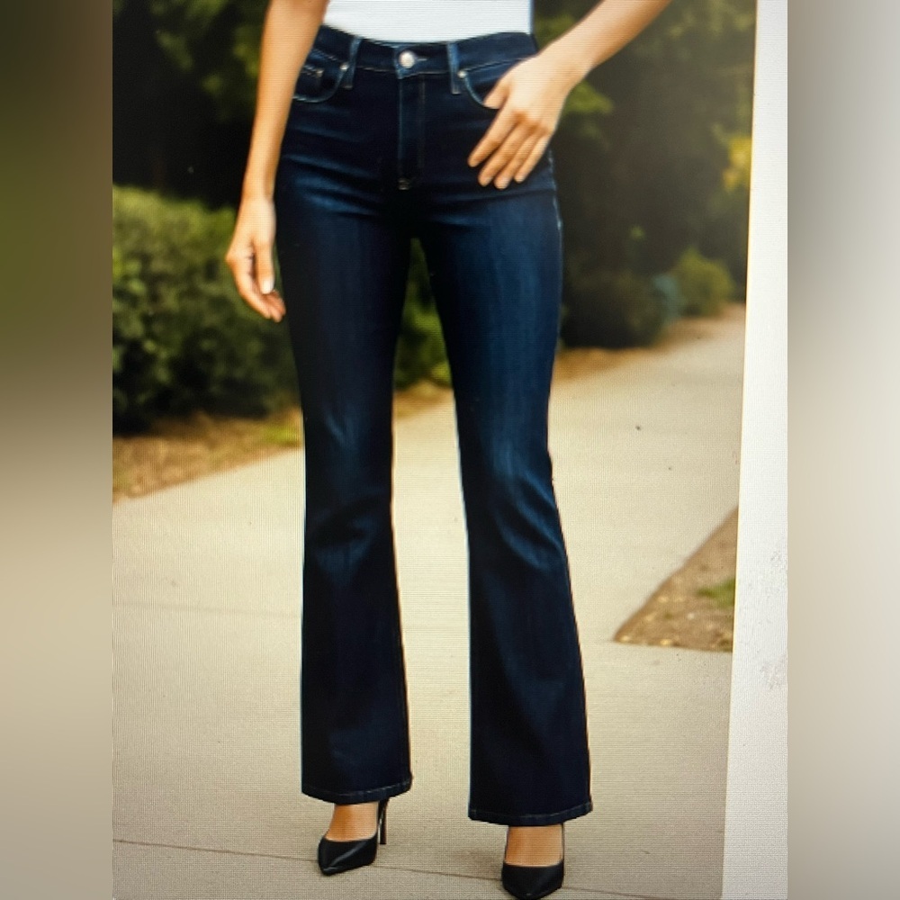 Jeans by Paige Benedict Canyon Women's Dark Blue Boot Cut Jeans Size 28